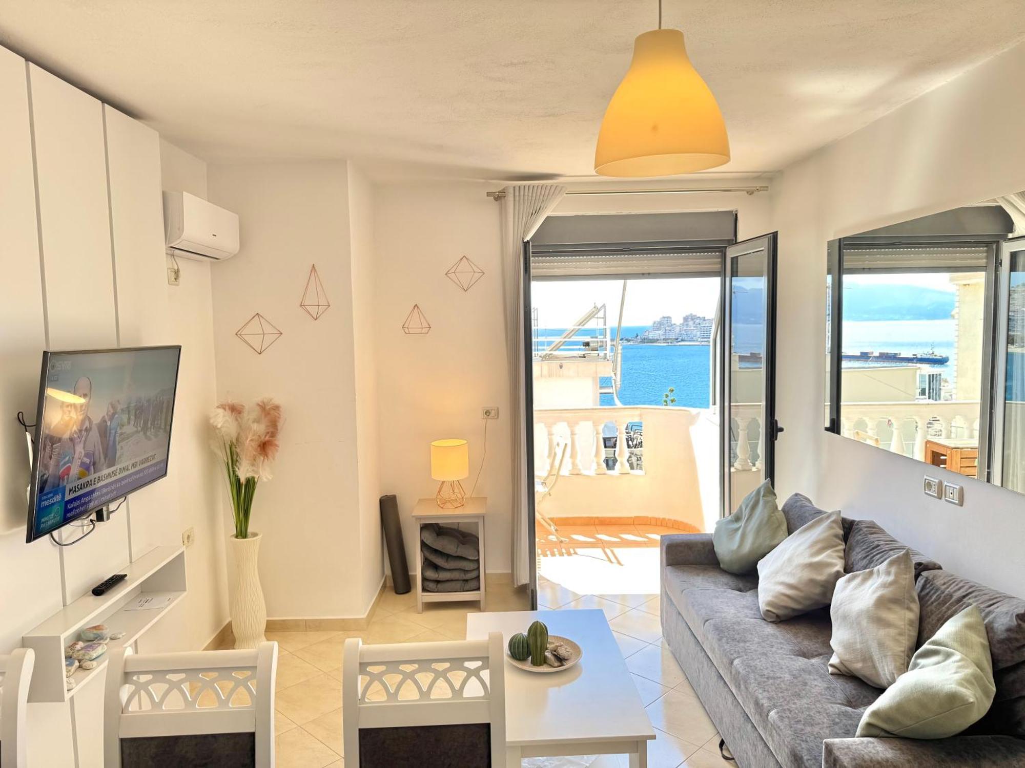 Sun & Sea Apartment Saranda Dış mekan fotoğraf
